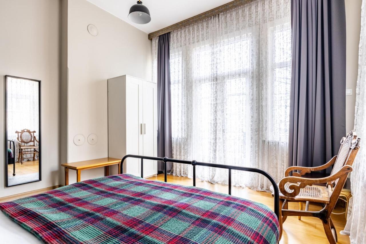 Flat With Balcony And Bosphorus View In Beyoglu Apartment Istanbul Luaran gambar