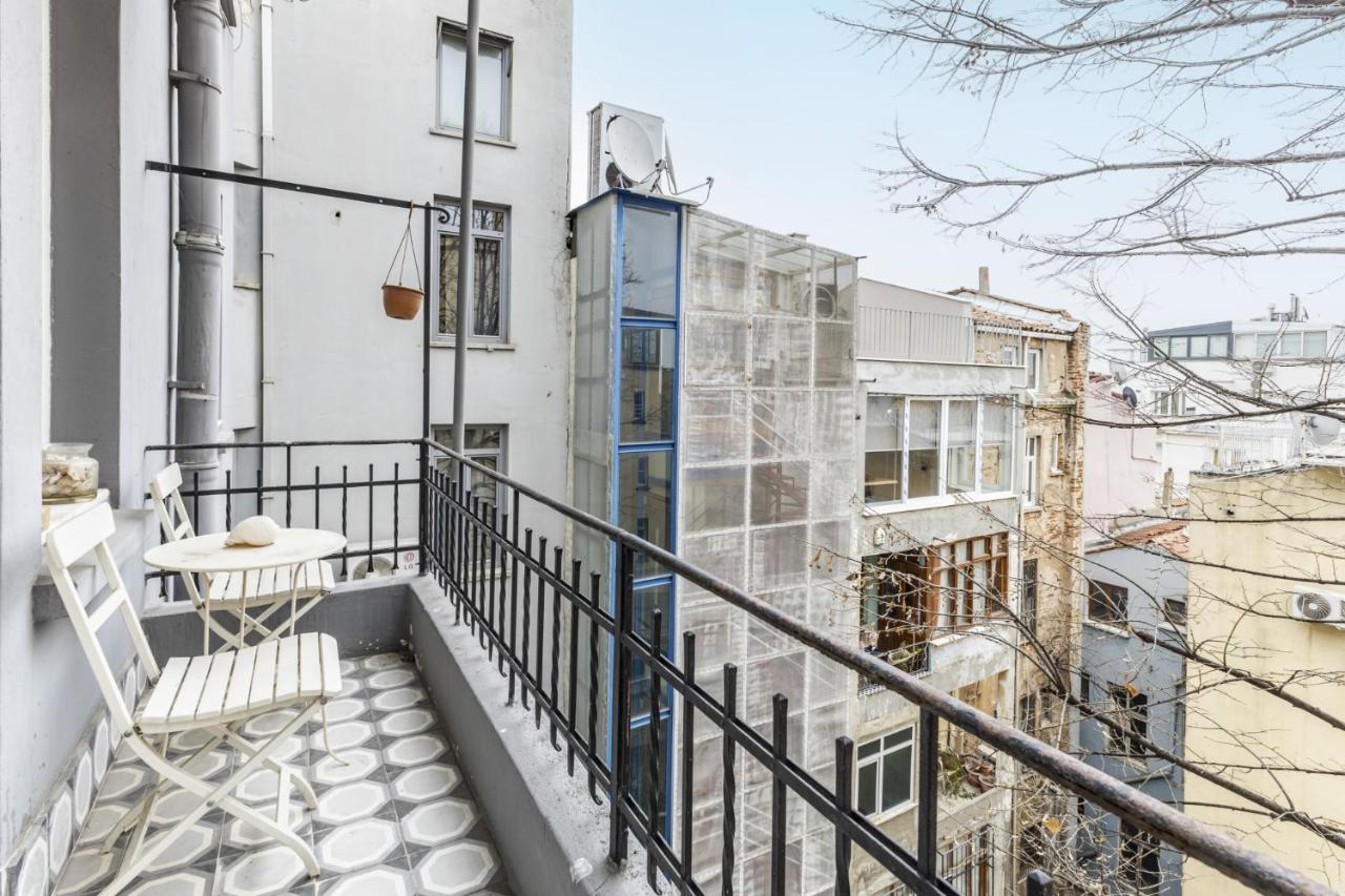Flat With Balcony And Bosphorus View In Beyoglu Apartment Istanbul Luaran gambar